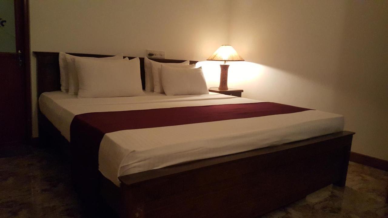 Naturehawks Safari Villa Tissamaharama Dış mekan fotoğraf